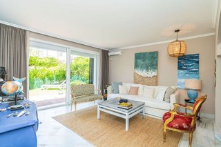 Piso en venta en Elviria en Marbella