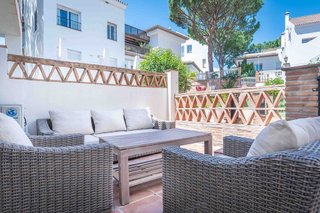 Piso en venta en Los Naranjos - Las Brisas en Marbella