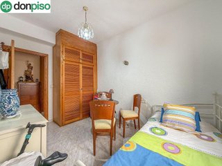 Piso en venta en Barrio de Zaidín en Granada