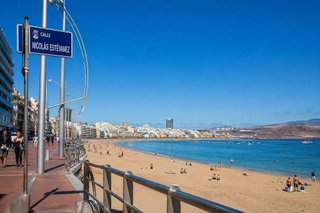 Piso en venta en Santa Catalina - Canteras en Palmas de Gran Canaria(Las)