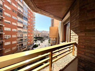 Piso en venta en Barrio Alto - San Félix - Oliveros - Altamira en Almería