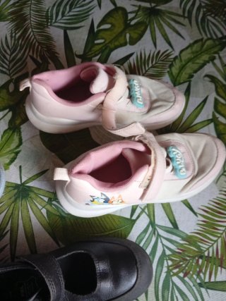 Lote 3 pares zapatos niña