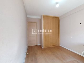 Piso en venta en Pryconsa - Poligono Europa en Alcalá de Henares