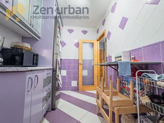 Piso en venta en Pintores-Ferial en Parla