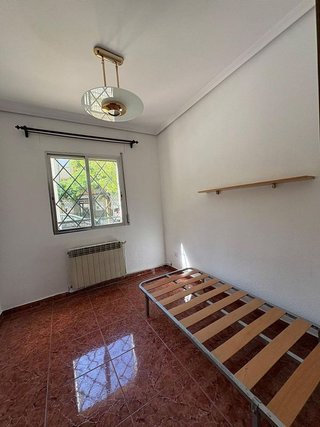 Piso en venta en Moscardó en Madrid