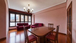 Piso en venta en San Pedro de Deusto-La Ribera en Bilbao