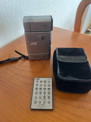 Videocámara JVC GR-DV1 Digital Zoom 100X