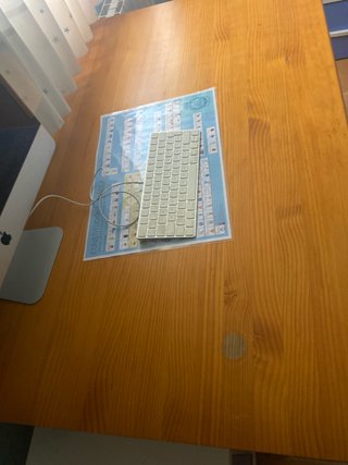 Mesa de escritorio de madera