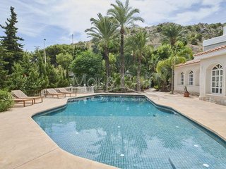 Casa en alquiler en Vistahermosa en Alicante
