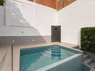 Casa adosada en venta en L'Eixample en Figueres