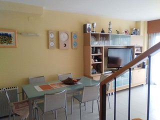 Casa pareada en alquiler en Els Munts en Torredembarra