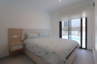Chalet en venta en Algorfa