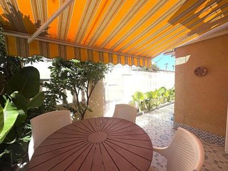 Casa adosada en venta en La Siesta - El Salado - Torreta en Torrevieja