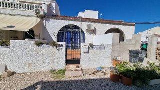 Casa adosada en venta en La Siesta - El Salado - Torreta en Torrevieja