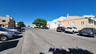 Casa adosada en venta en La Siesta - El Salado - Torreta en Torrevieja