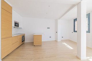 Piso en venta en Sants en Barcelona