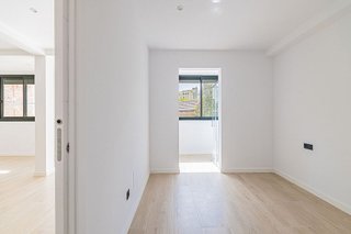 Piso en venta en Sants en Barcelona