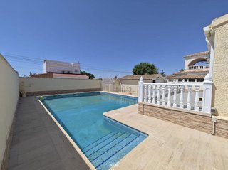 Chalet en venta en Altos - La Florida en Orihuela