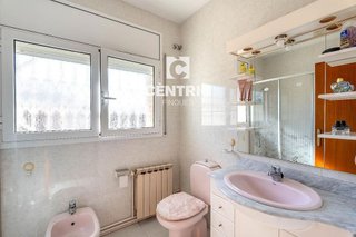 Casa en venta en Ca n'Oriol en Rubí