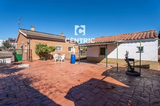 Casa en venta en Ca n'Oriol en Rubí