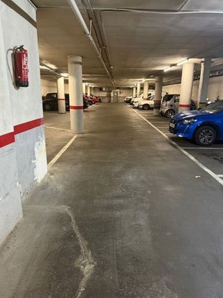 Garaje en venta en La Prosperitat en Barcelona