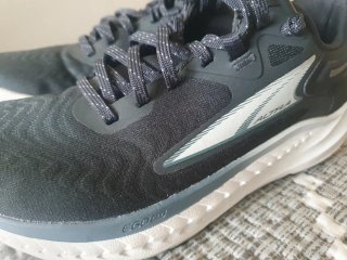 Zapatillas Altra Torin 7 Negras/Blancas