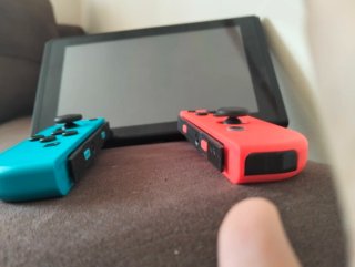 Nintendo Switch Joy-Con Azul yNaranja nueva negoci