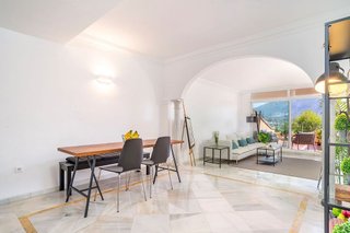 Piso en venta en Los Naranjos - Las Brisas en Marbella