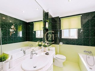 Piso en venta en Parque Mediterráneo - Santa Paula en Málaga