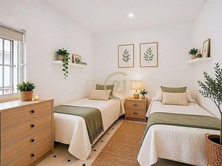 Piso en venta en Parque Mediterráneo - Santa Paula en Málaga