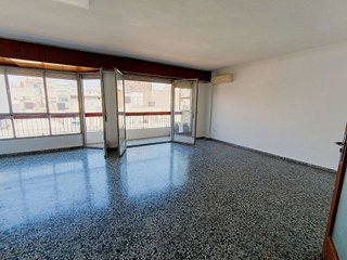 Piso en venta en Ensanche - Diputación en Alicante