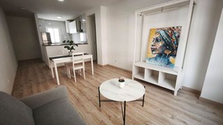 Piso en venta en Parque Victoria Eugenia en Málaga