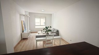 Piso en venta en Parque Victoria Eugenia en Málaga