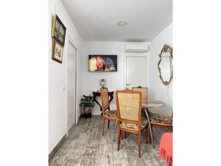 Piso en venta en La Malva-rosa en Valencia