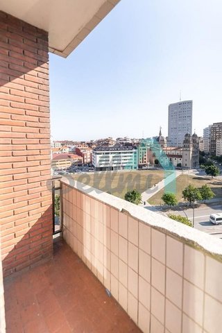 Piso en venta en Centro en Gijón