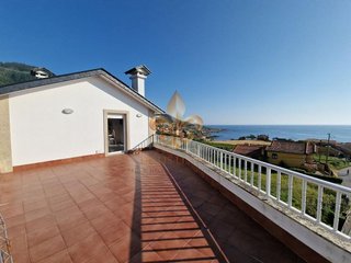 Piso en venta en Oia