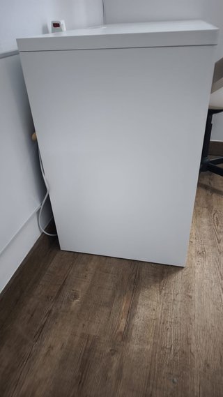 Escritorio blanco madera buen estado