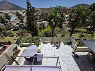 Casa adosada en venta en Coín