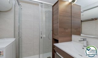 Piso en venta en Empuriabrava en Castelló d´Empúries