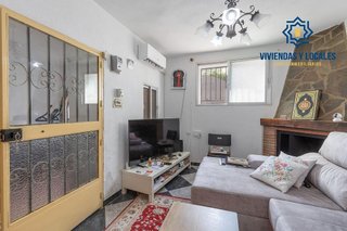 Casa adosada en venta en Barrio de la Vega en Monachil