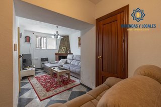 Casa adosada en venta en Barrio de la Vega en Monachil