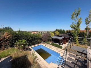 Chalet en venta en Mejorada del Campo