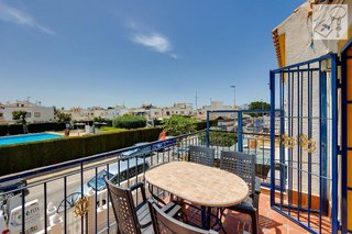 Casa en venta en La Siesta - El Salado - Torreta en Torrevieja