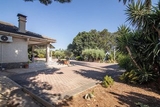 Chalet en venta en Jubalcoi en Elche