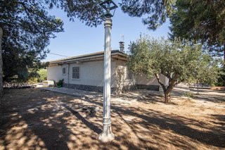 Chalet en venta en Jubalcoi en Elche