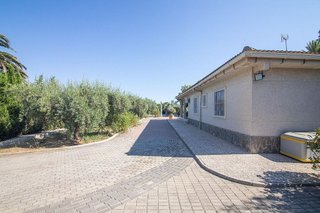 Chalet en venta en Jubalcoi en Elche