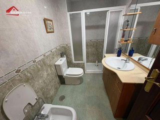 Chalet en venta en Poniente-Norte - Miralbaida - Parque Azahara en Córdoba