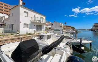 Chalet en venta en Santa Margarida en Roses