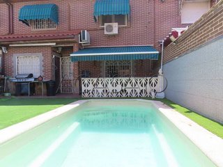 Casa adosada en venta en Viso de San Juan (El)