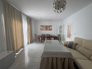 Casa adosada en alquiler en Espartinas Pueblo en Espartinas